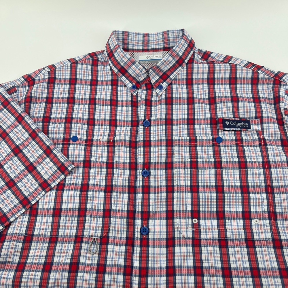 Columbia PFG Mens Large Red White Blue Plaid Vented Fishing Shirt XM7448 L